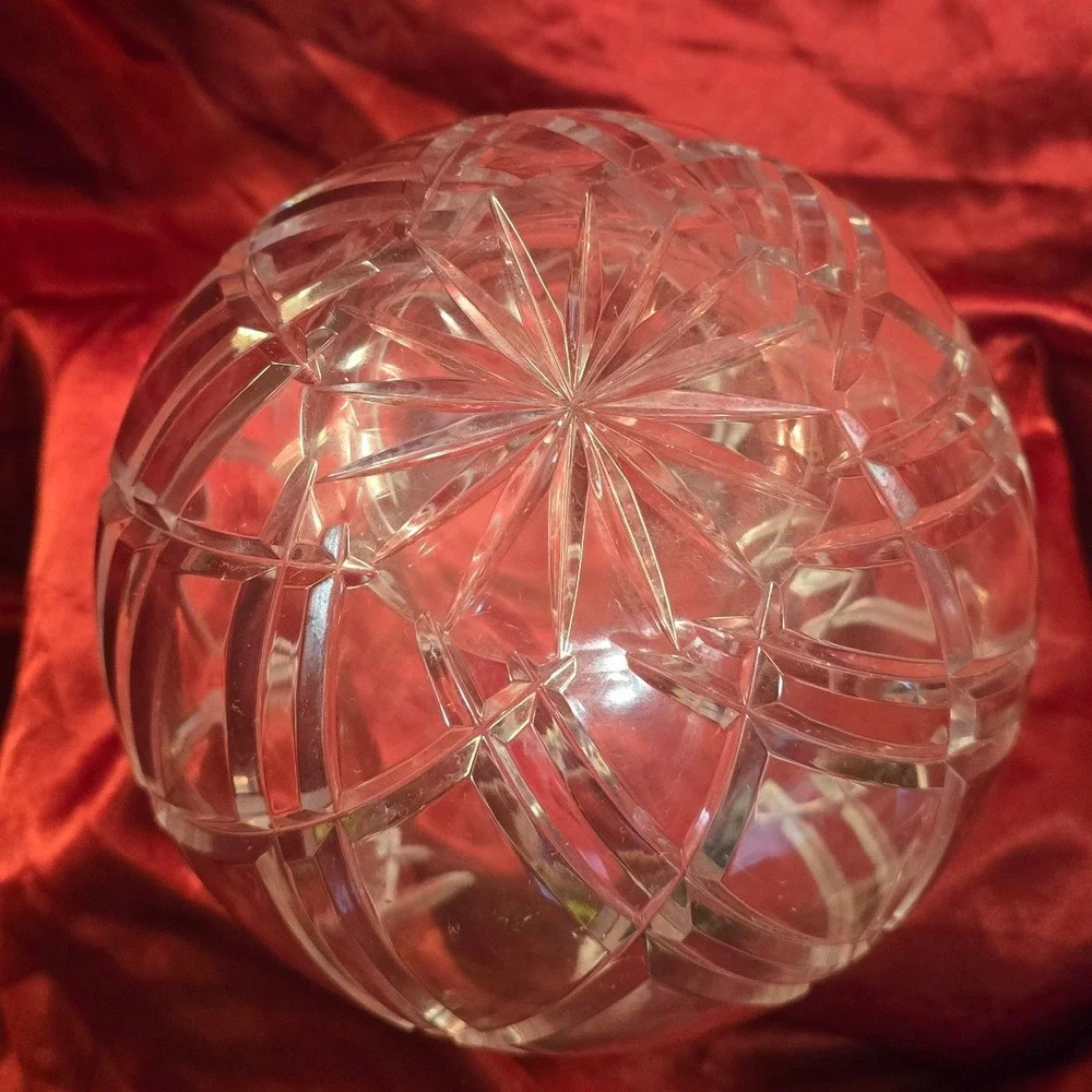 Vintage Heavy Cut Lead Crystal Rose Bowl Round Orb Vase Starburst Base 6 inch